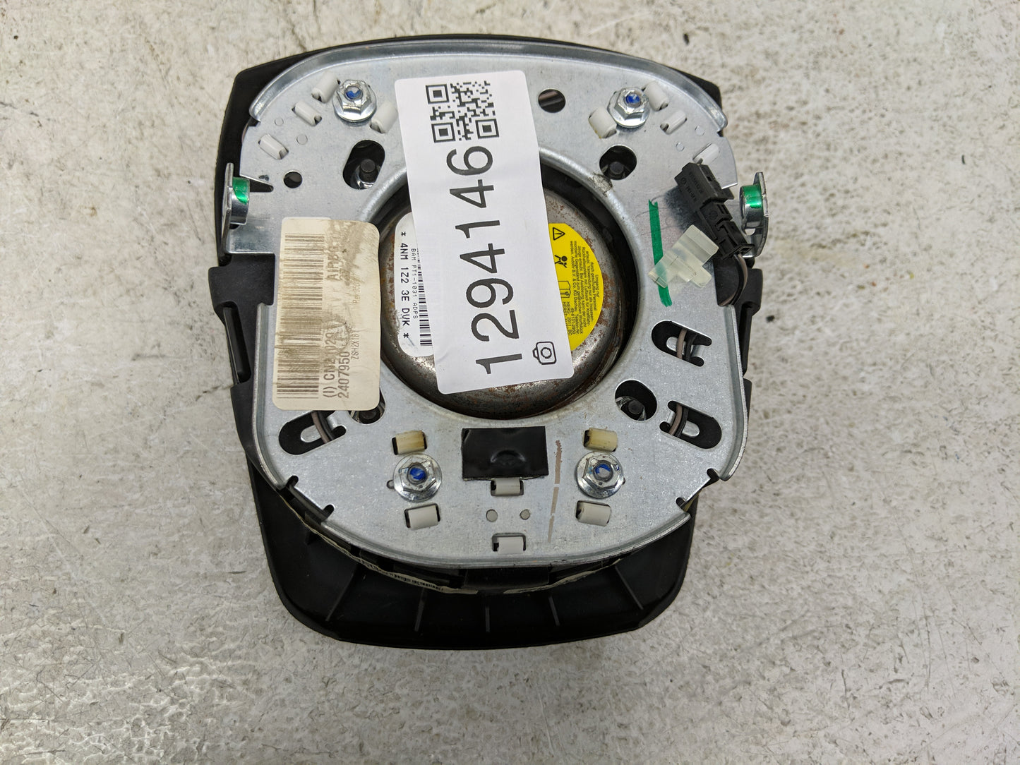 2011-2014 Chrysler 200 Air Bag Driver Left Steering Wheel Mounted P/N:P1TV56DX9AD Fits Fits 2011 2012 2013 2014 OEM Used Aut