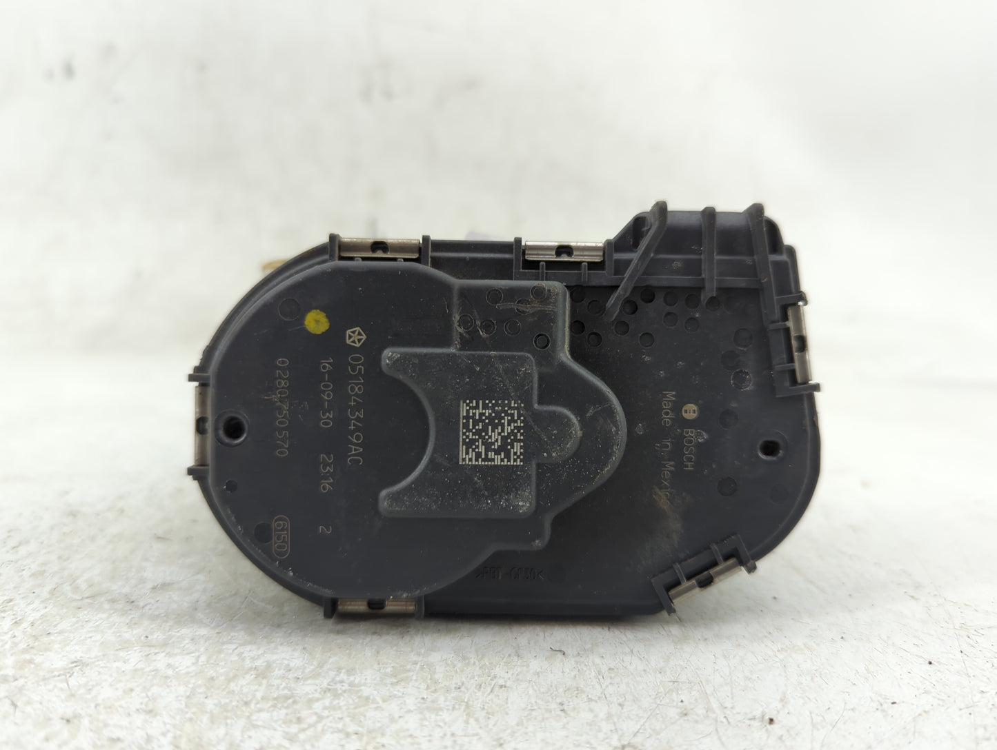 2011-2014 Chrysler 200 Throttle Body P/N:05184349AC Fits Fits 2007 2008 2009 2010 2011 2012 2013 2014 2015 2016 2017 2018 OE