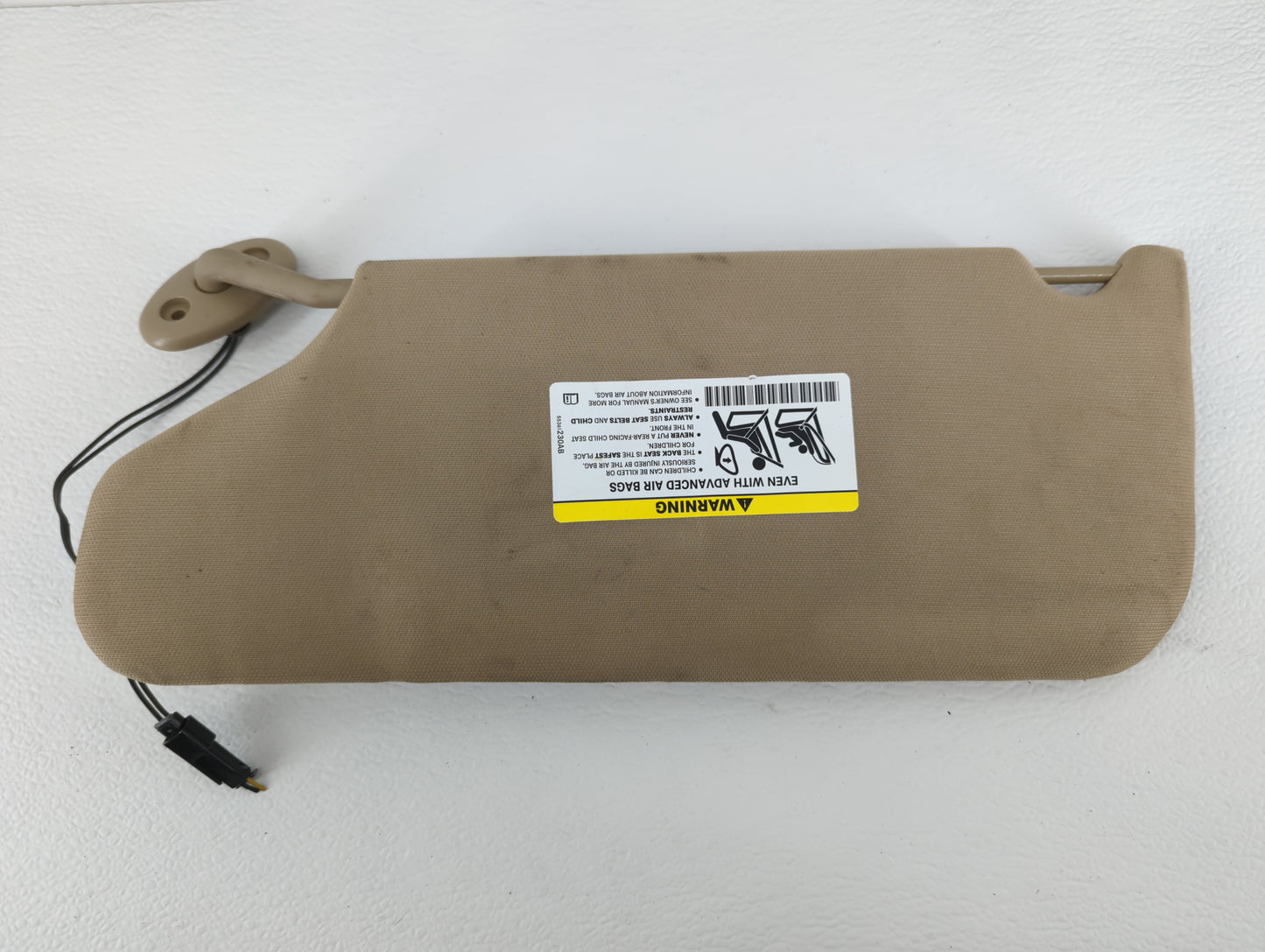 2011-2014 Chrysler 200 Sun Visor Shade Replacement Passenger Right Mirror Fits Fits 2011 2012 2013 2014 OEM Used Auto Parts