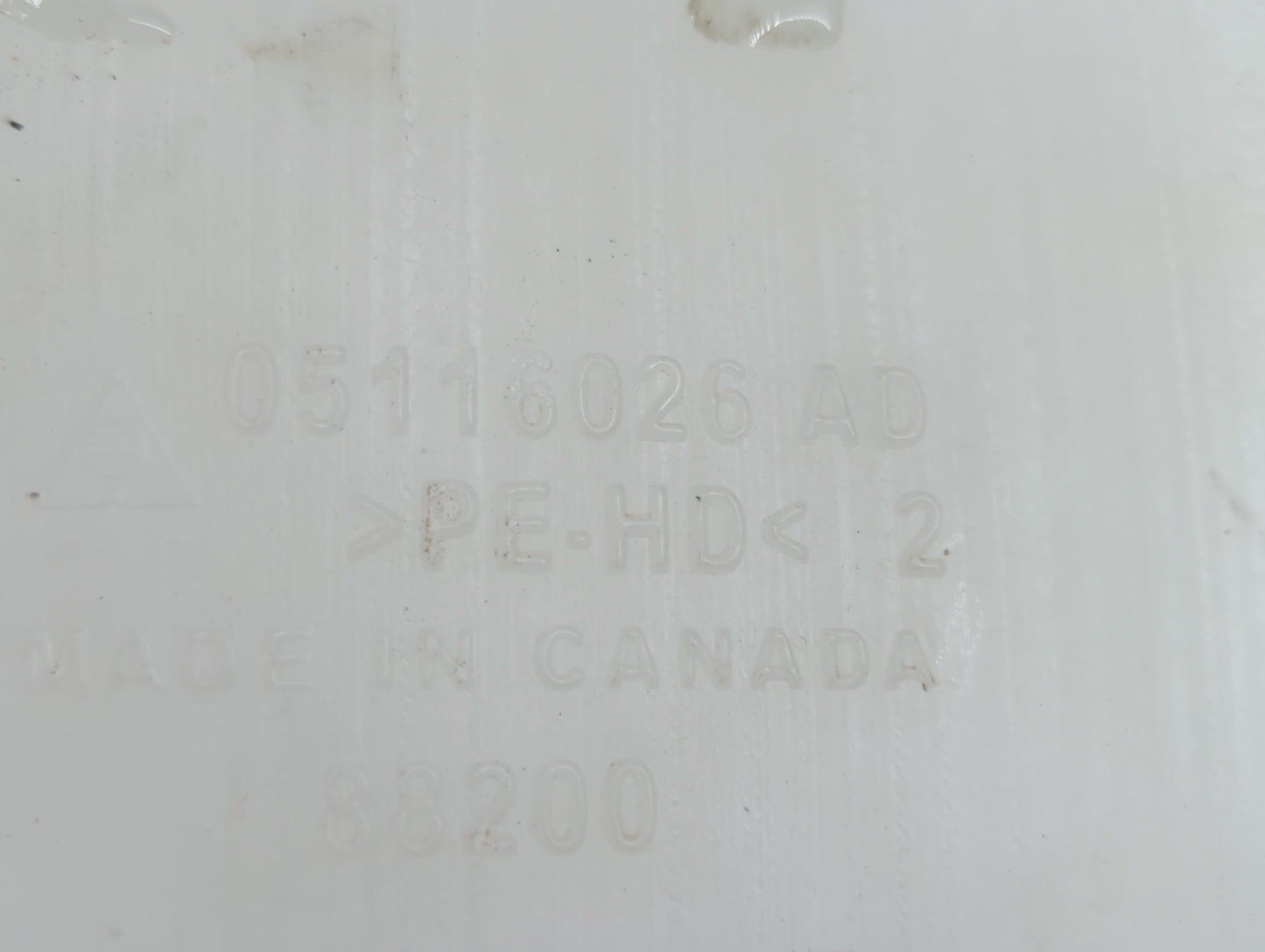 2011-2014 Chrysler 200 Windshield Washer Fluid Reservoir Bottle Oem - Oemusedautoparts1.com