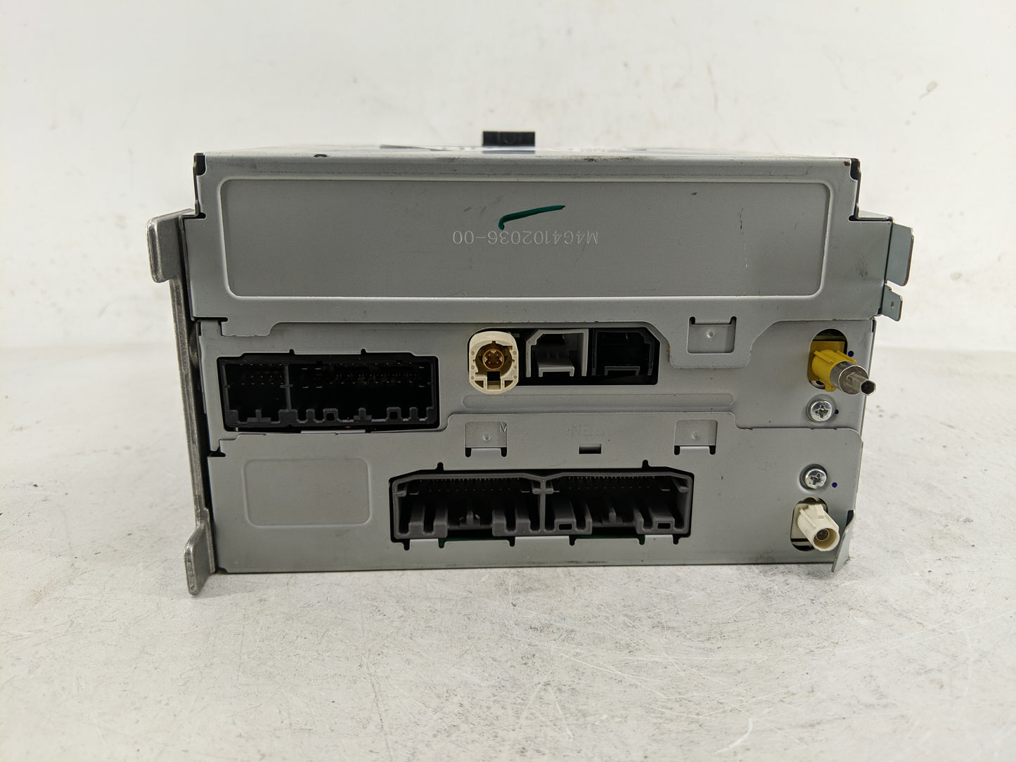 2011 Chrysler 300 Radio AM FM Cd Player Receiver Replacement P/N:P05064538AN Fits OEM Used Auto Parts - Oemusedautoparts1.co