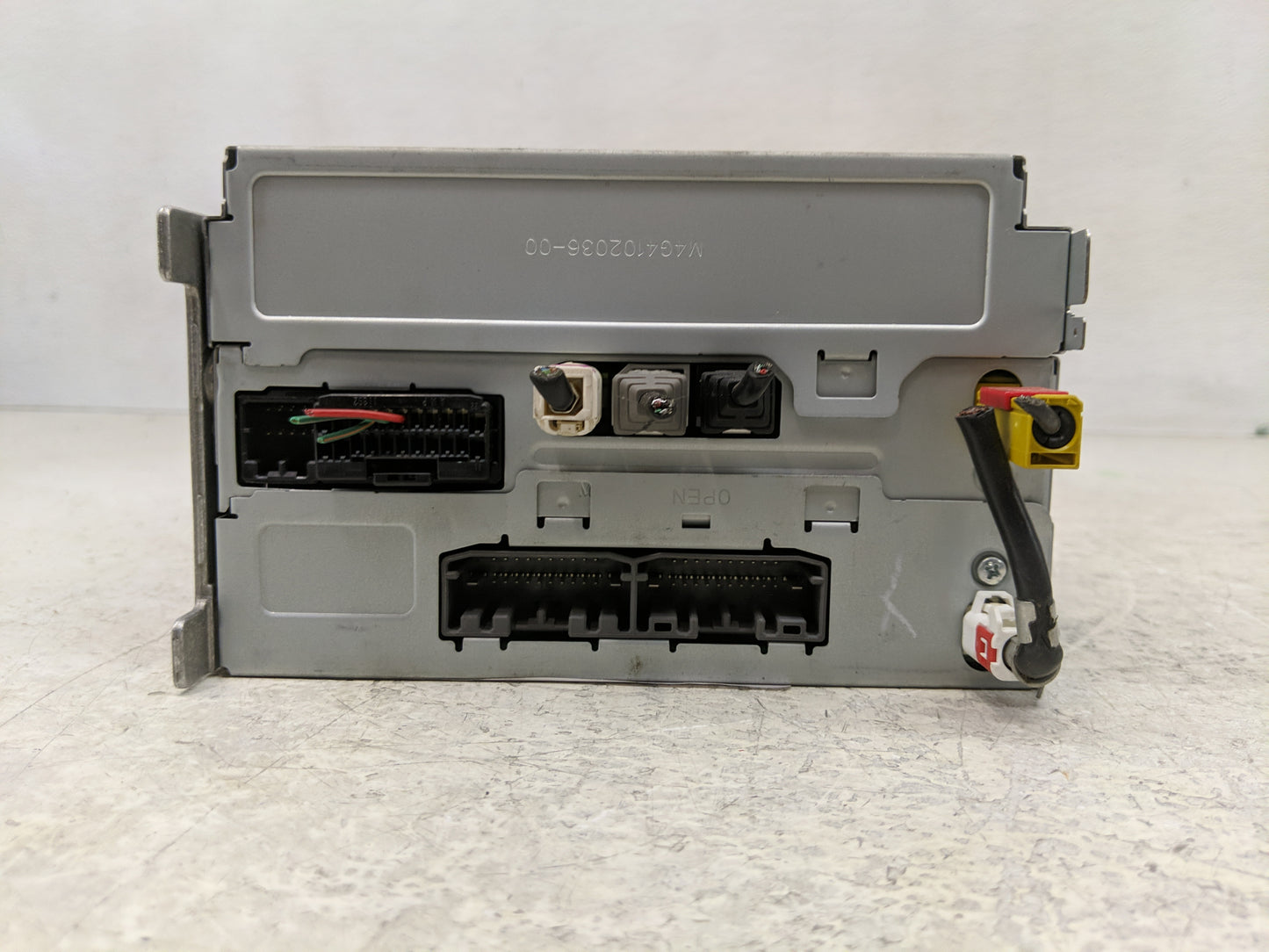 2011 Chrysler 300 Radio AM FM Cd Player Receiver Replacement P/N:P05064542AN Fits OEM Used Auto Parts - Oemusedautoparts1.co