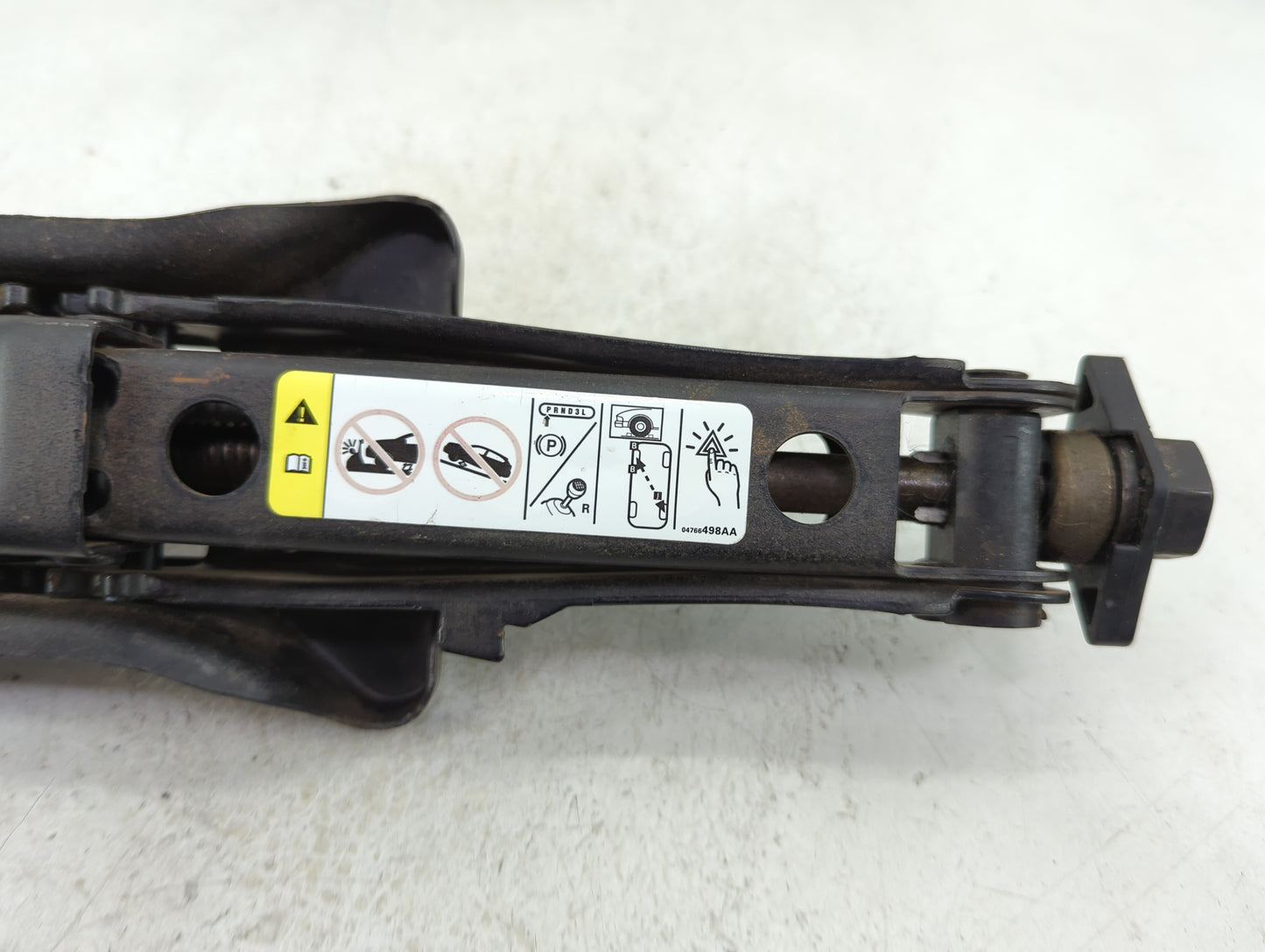 2011 Chrysler 300 Spare Scissor Car Jack - Oemusedautoparts1.com