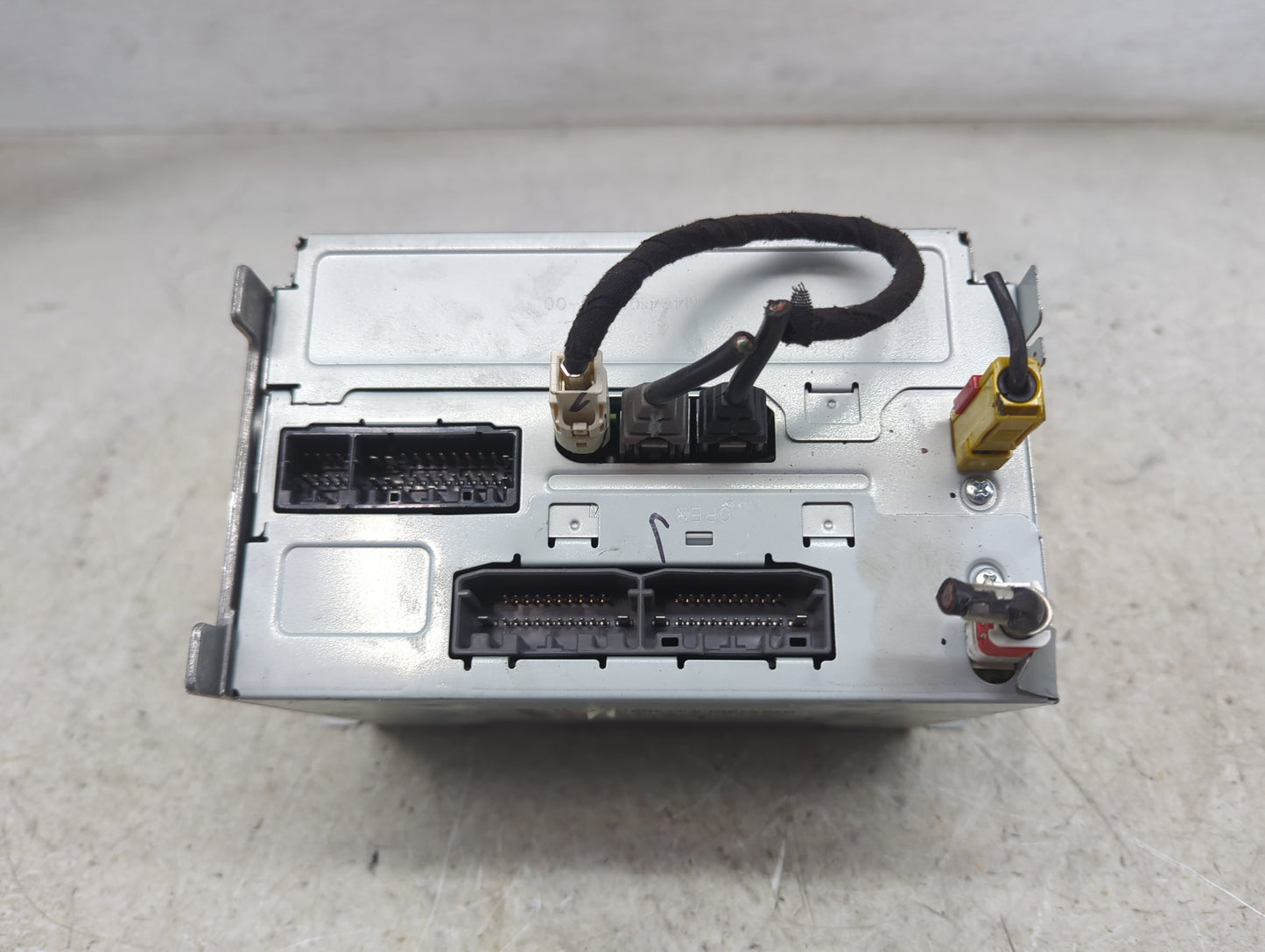 2011 Chrysler 300 Radio AM FM Cd Player Receiver Replacement P/N:P05064538AM CQ-JD06D0EX Fits OEM Used Auto Parts - Oemuseda
