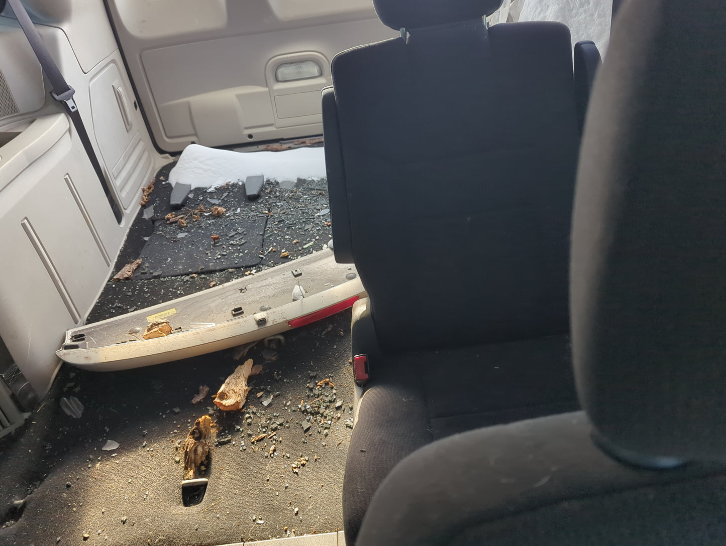 2011 Chrysler Town & Country Rear Seat Oem - Oemusedautoparts1.com