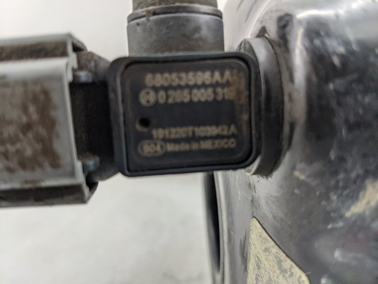 2011-2011 Chrysler Town & Country Power Brake Booster Oem 1376608 - Oemusedautoparts1.com