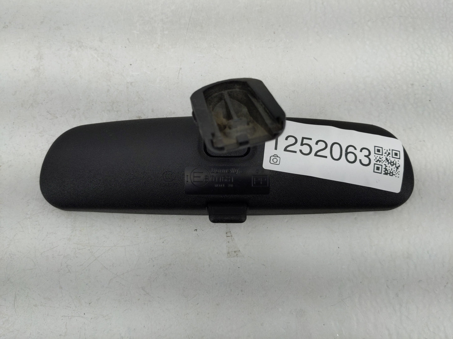 2008-2014 Dodge Avenger Interior Rear View Mirror Replacement OEM P/N:E8011681 Fits OEM Used Auto Parts - Oemusedautoparts1.