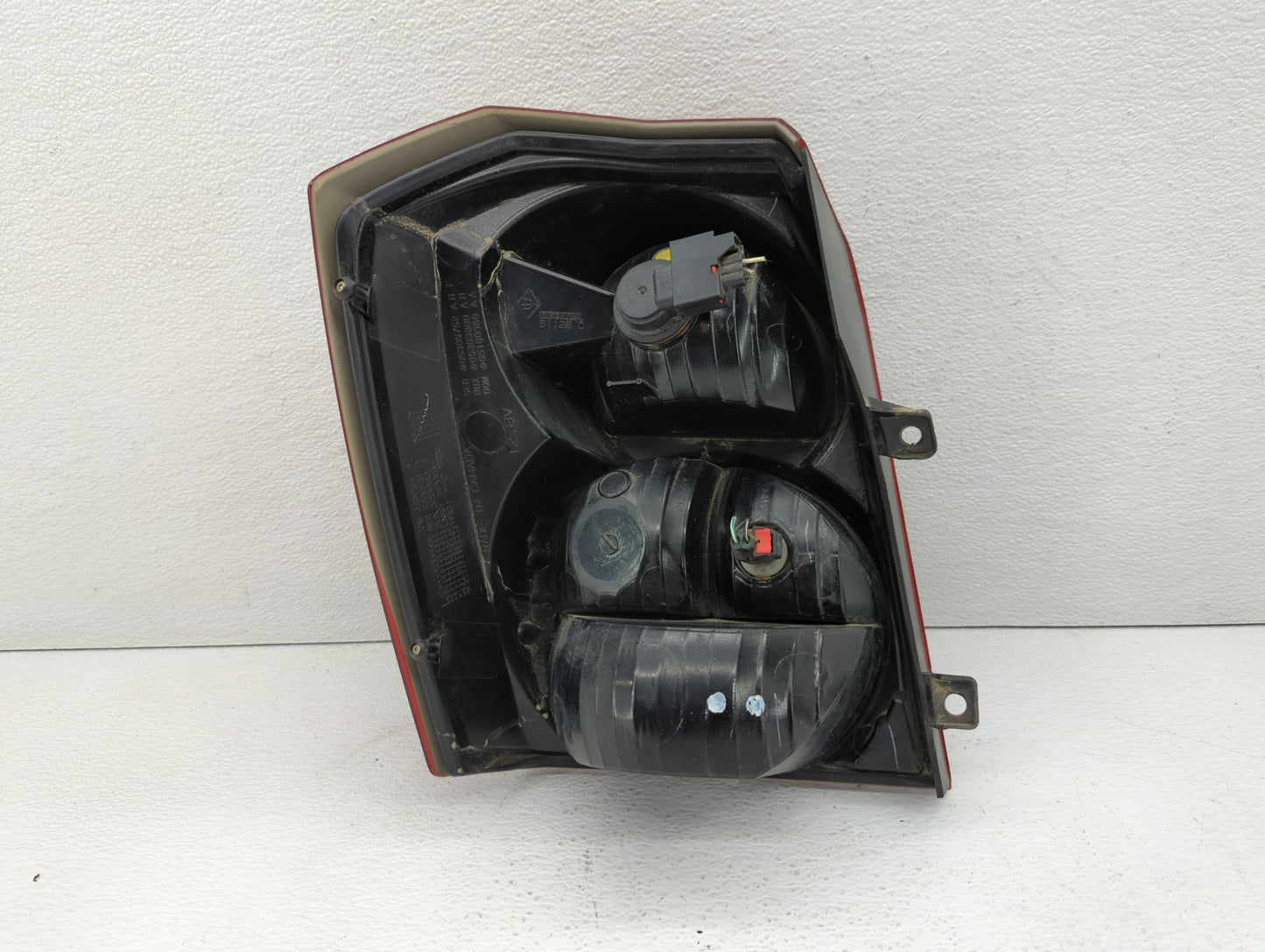 2008-2012 Dodge Caliber Tail Light Assembly Passenger Right OEM P/N:320264 B 05303752AH Fits Fits 2008 2009 2010 2011 2012 O