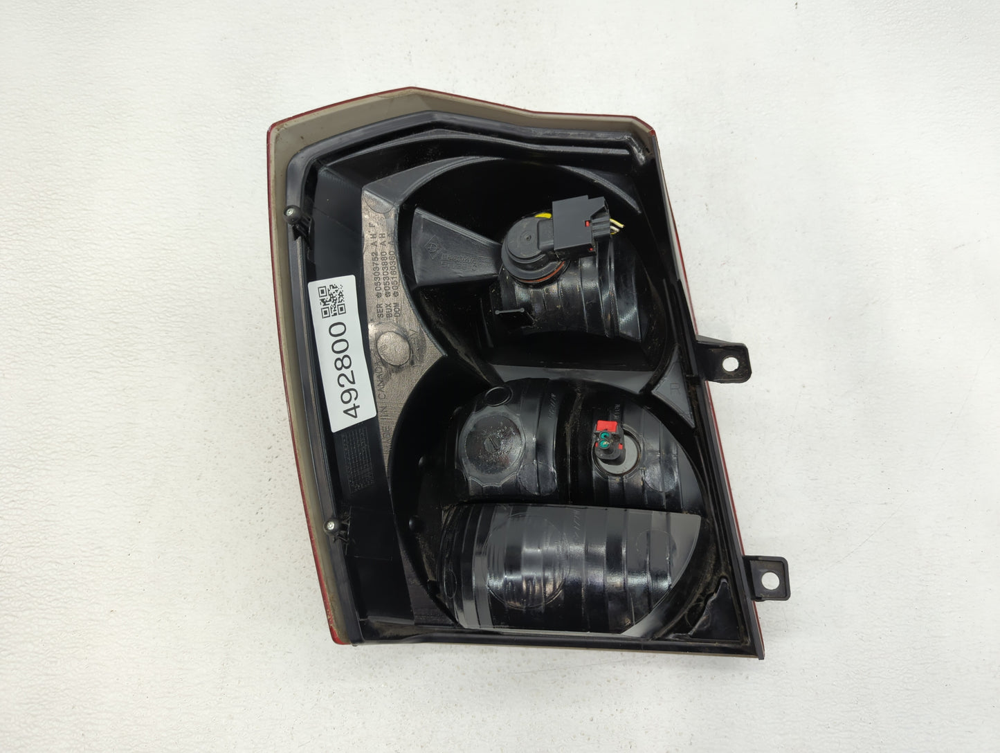 2008-2012 Dodge Caliber Tail Light Assembly Passenger Right OEM P/N:P05160360AA Fits Fits 2008 2009 2010 2011 2012 OEM Used