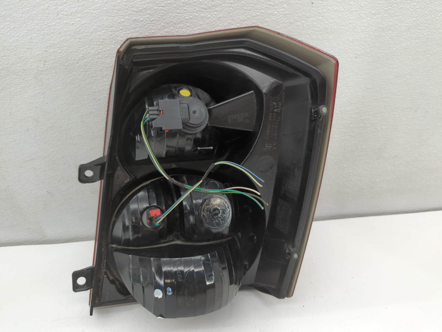 2008-2012 Dodge Caliber Tail Light Assembly Driver Left OEM P/N:05160361AA Fits Fits 2008 2009 2010 2011 2012 OEM Used Auto