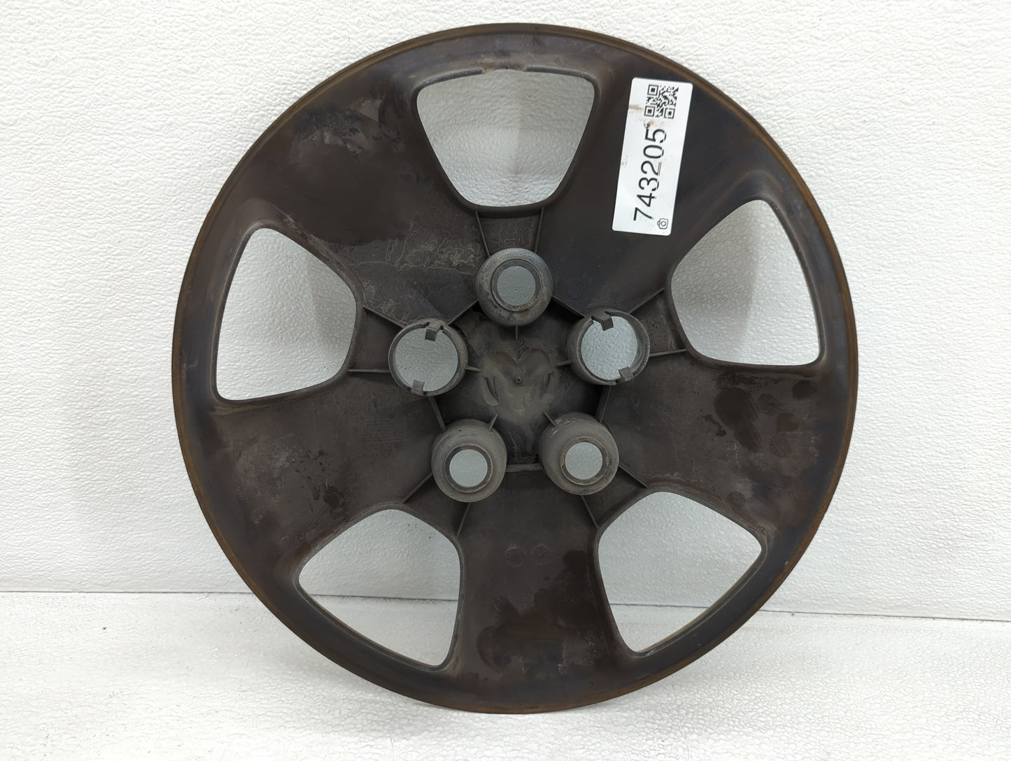 2011 Dodge Caliber Rim Wheel Center Cap 743205 - Oemusedautoparts1.com