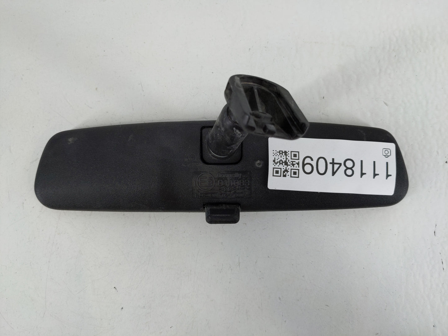 2011 Dodge Caravan Interior Rear View Mirror Replacement OEM P/N:E8011083 Fits OEM Used Auto Parts - Oemusedautoparts1.com