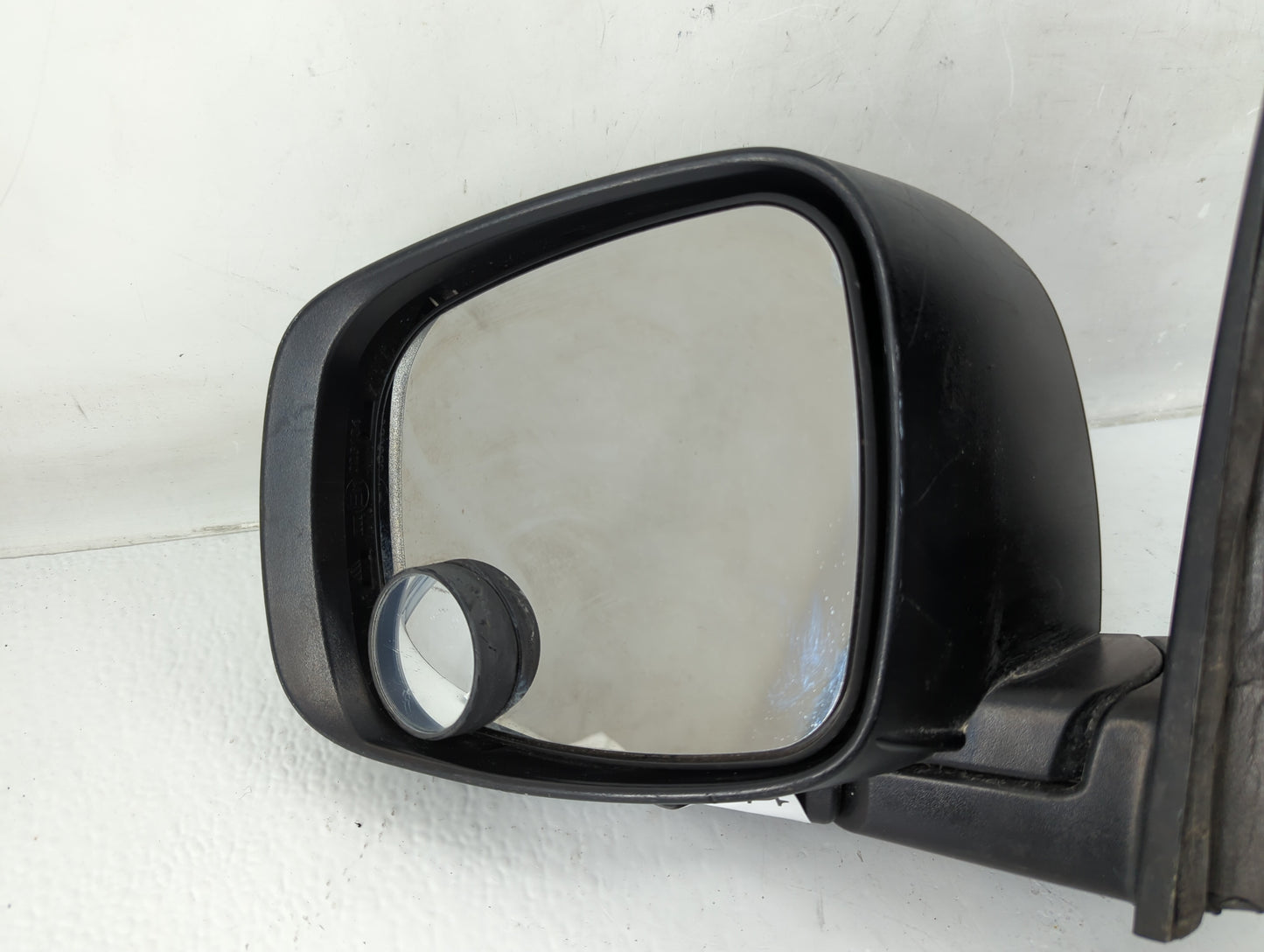 2011 Dodge Caravan Passenger Side View Mirror - Right Door Mirror OEM Used - Oemusedautoparts1.com