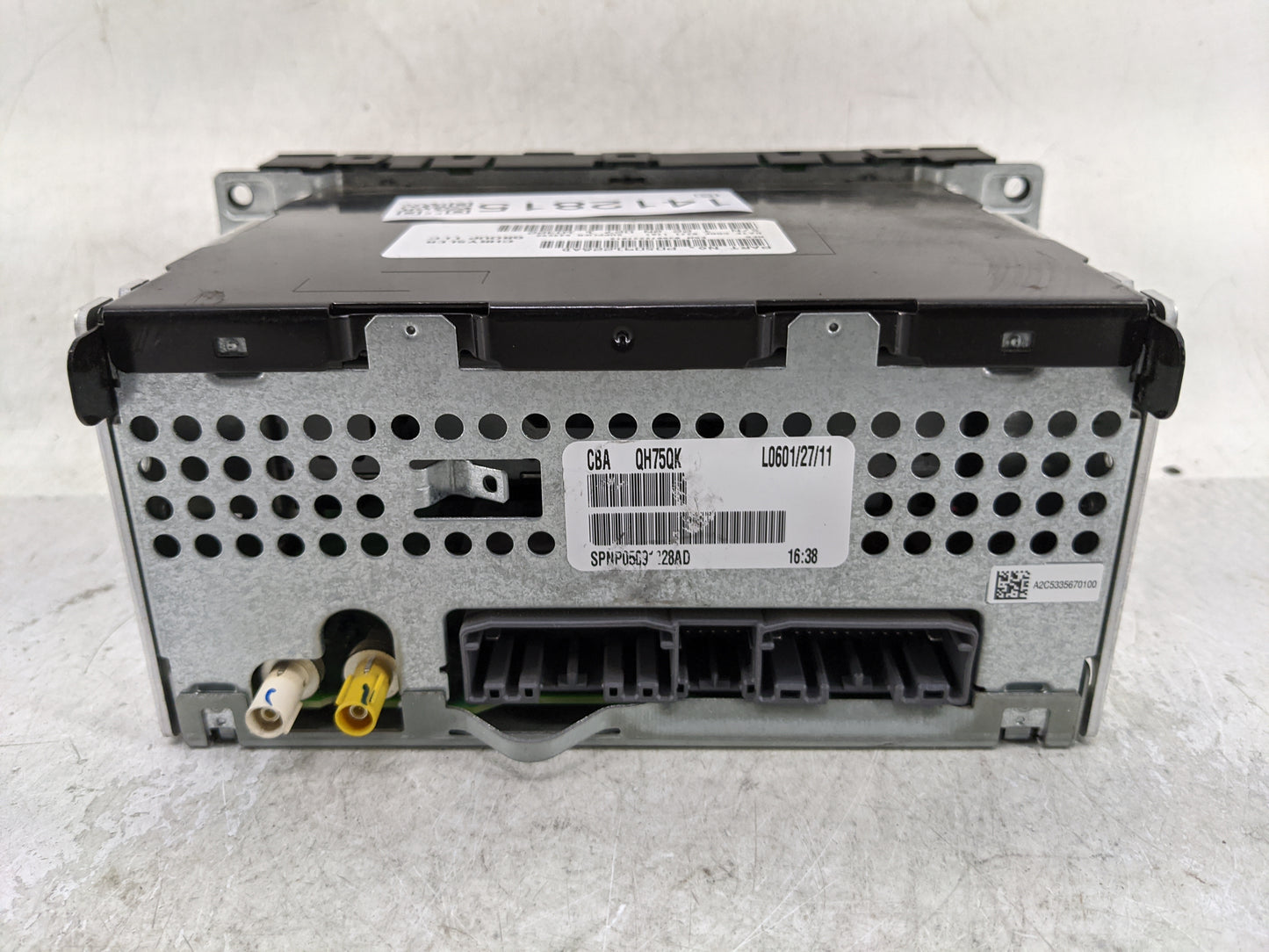 2011 Dodge Caravan Radio AM FM Cd Player Receiver Replacement P/N:05091228AD Fits Fits 2008 2009 2010 OEM Used Auto Parts -
