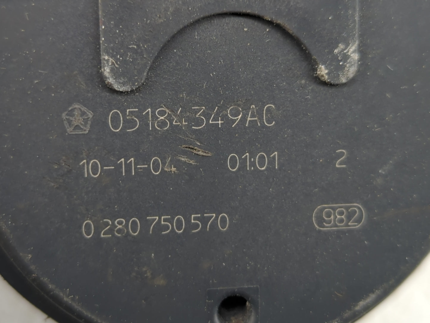 2011 Dodge Caravan Throttle Body P/N:05184349AC Fits Fits 2012 2013 2014 2015 2016 2017 2018 2019 2020 2021 2022 OEM Used Au