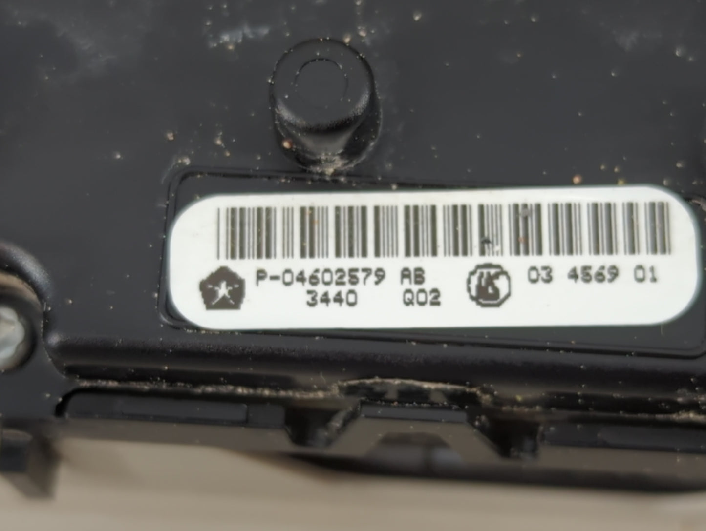 2011 Dodge Grand Caravan Overhead Roof Console - Oemusedautoparts1.com