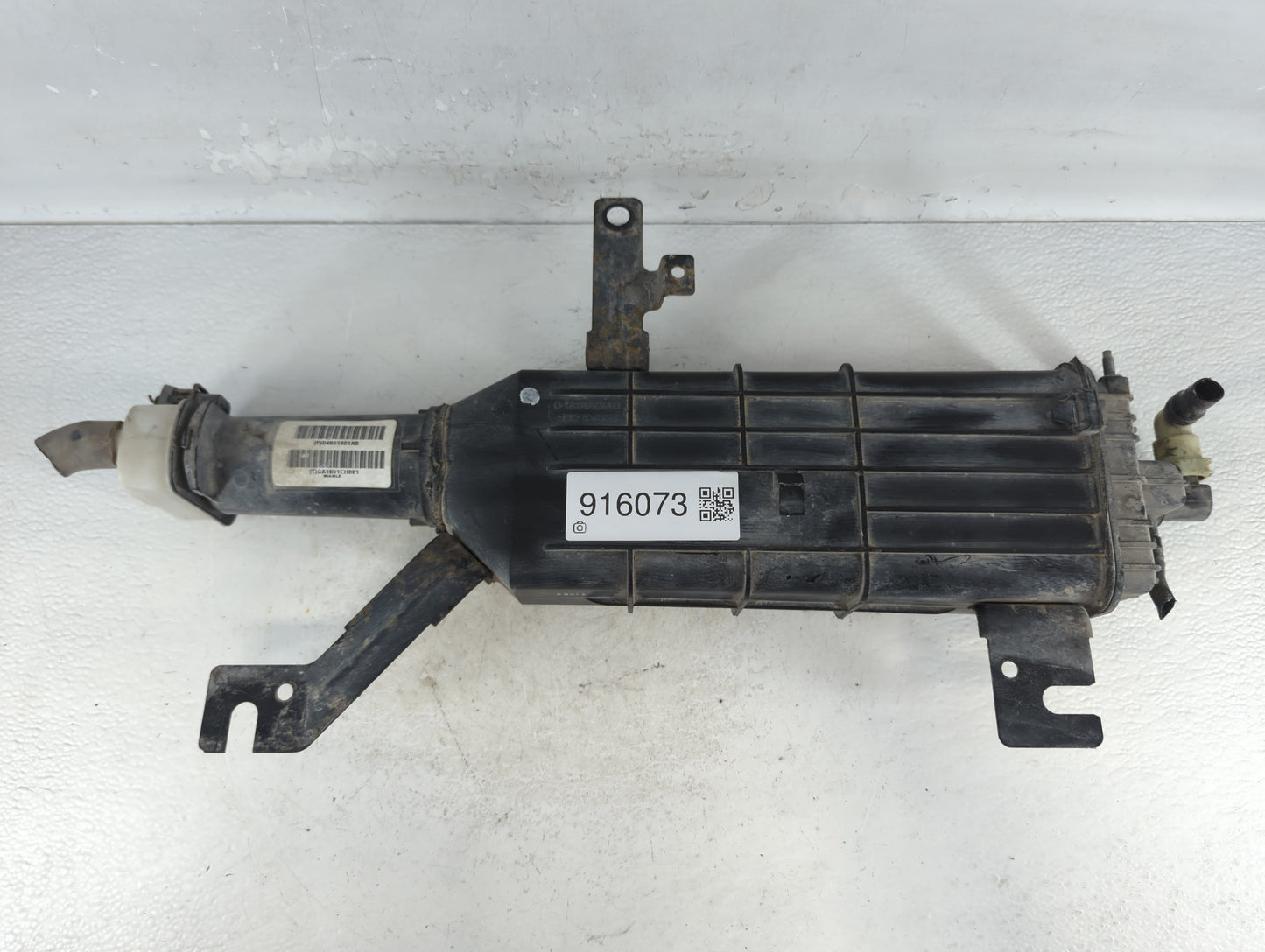 2011 Dodge Grand Caravan Fuel Vapor Charcoal Canister - Oemusedautoparts1.com