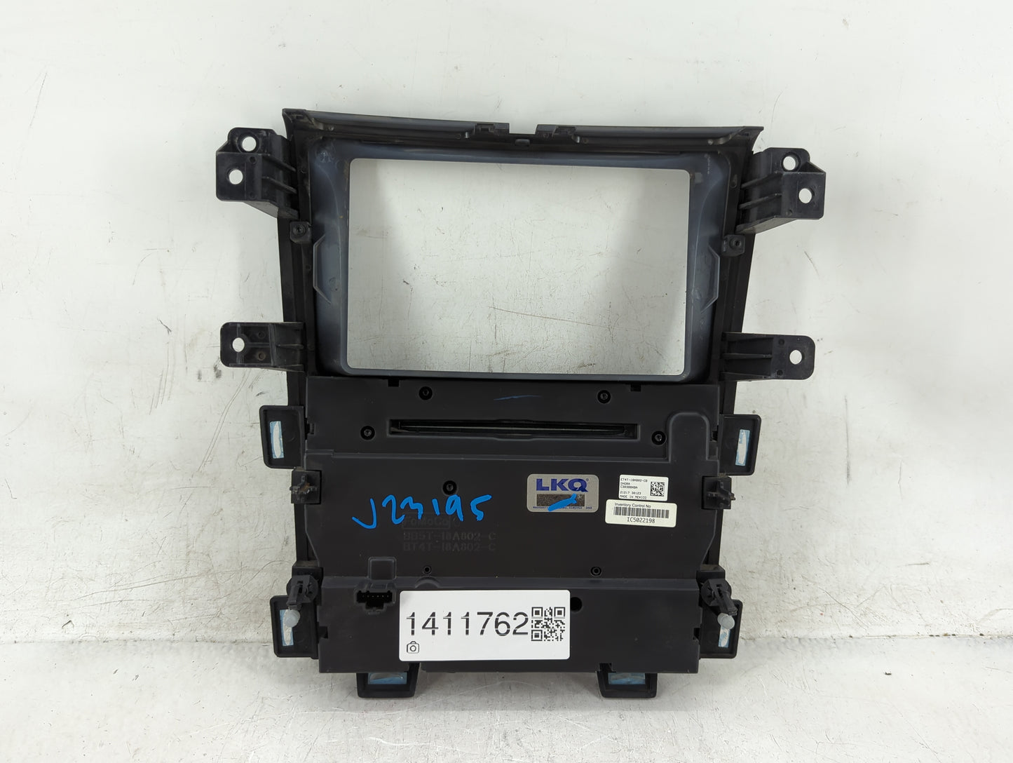2011 Ford Edge Radio AM FM Cd Player Receiver Replacement P/N:BB5T-18A802-C Fits OEM Used Auto Parts - Oemusedautoparts1.com
