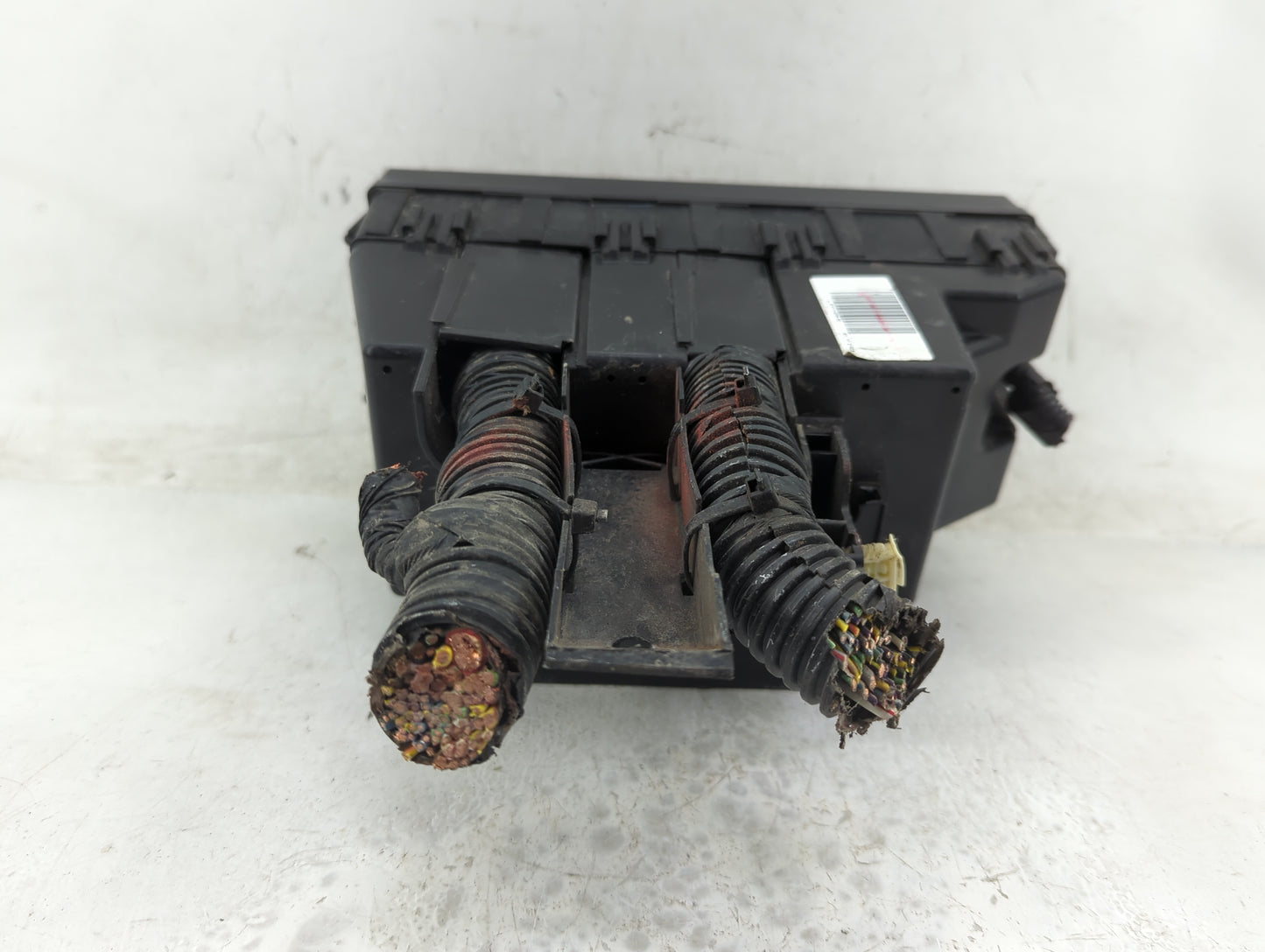 2011 Ford Edge Fusebox Fuse Box Panel Relay Module P/N:BT4T-14A003-AA Fits OEM Used Auto Parts - Oemusedautoparts1.com