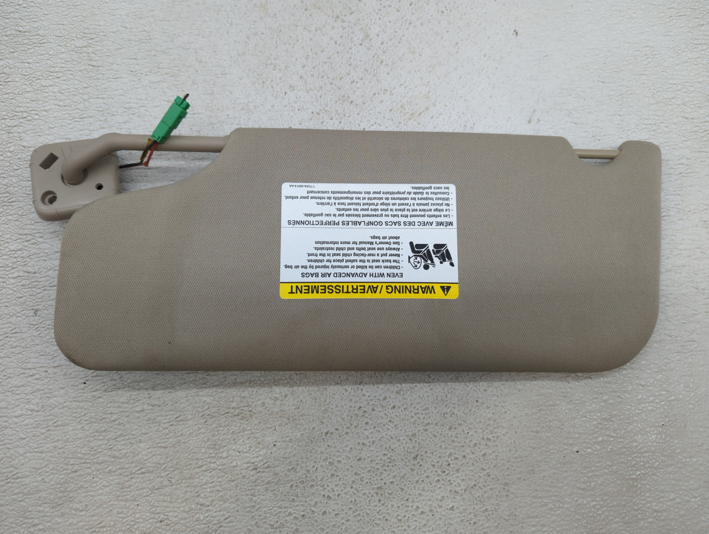 2011-2014 Ford Edge Sun Visor Shade Replacement Passenger Right Mirror Fits Fits 2011 2012 2013 2014 2015 OEM Used Auto Part