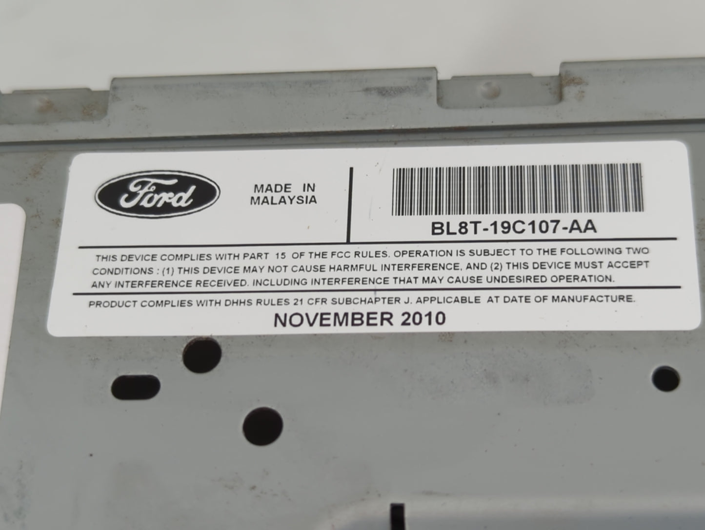 2011-2012 Ford Escape Radio AM FM Cd Player Receiver Replacement P/N:BL8T-19C107-AA Fits Fits 2011 2012 OEM Used Auto Parts