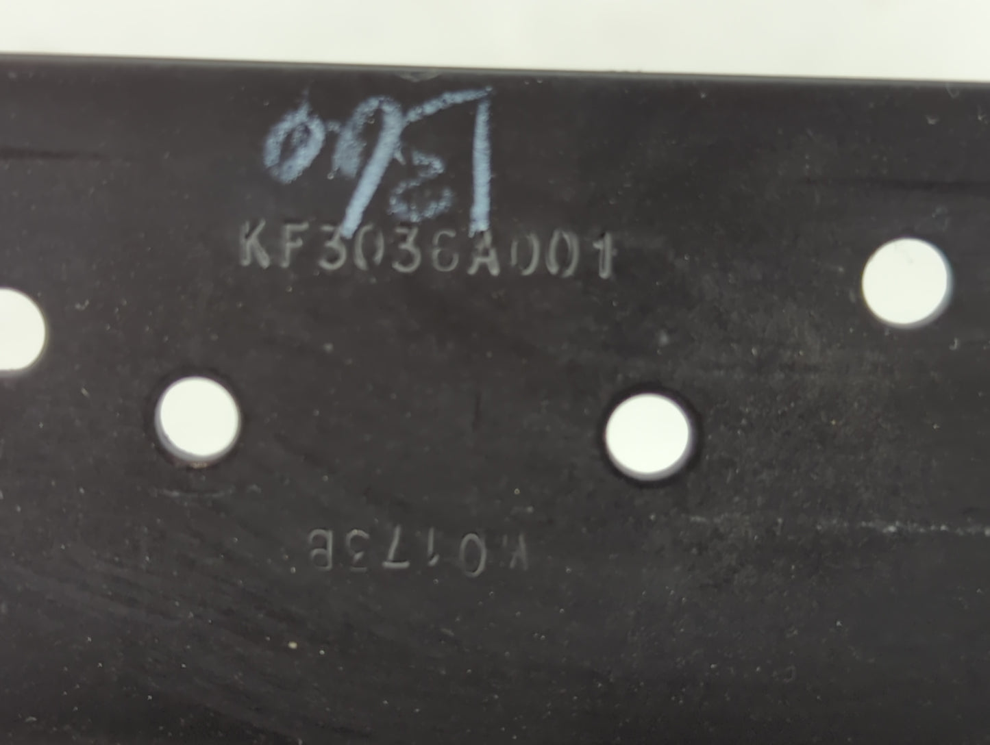 2011 Ford Escape Center Console Armrest Cover Lid Fits OEM Used Auto Parts - Oemusedautoparts1.com
