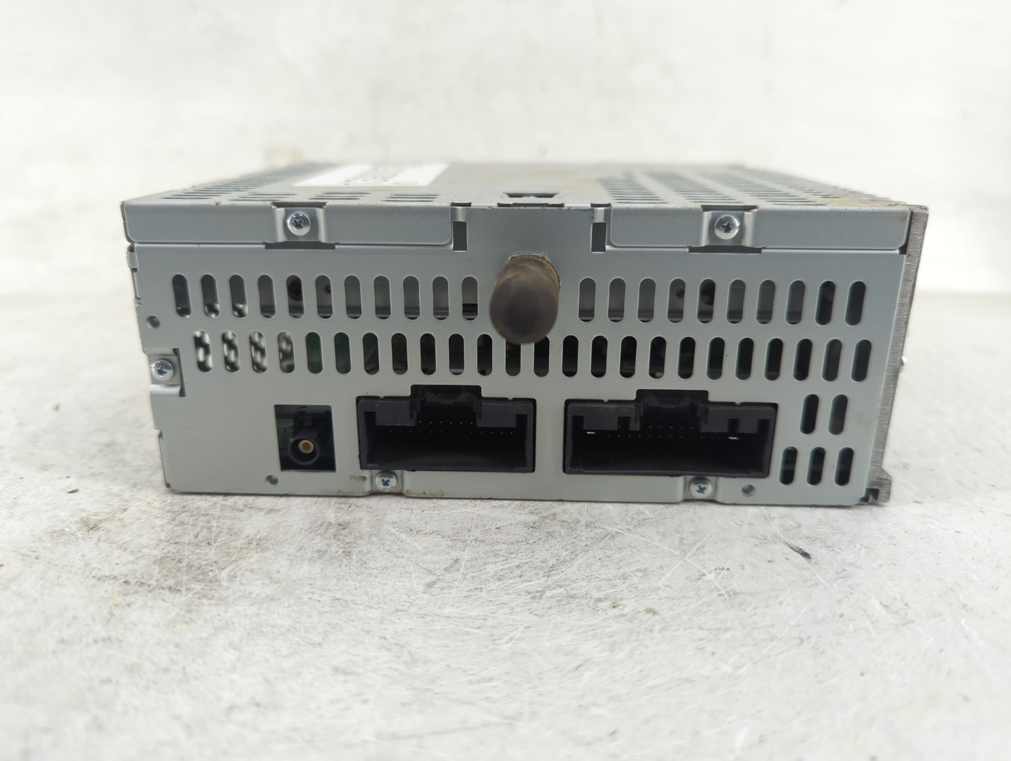 2011 Ford Explorer Radio AM FM Cd Player Receiver Replacement P/N:BB5T-19C107-AN Fits OEM Used Auto Parts - Oemusedautoparts