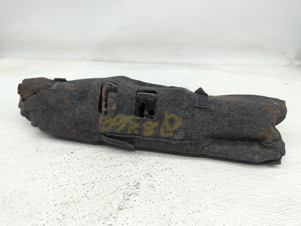 2011 Ford Explorer Spare Scissor Car Jack 1414227 - Oemusedautoparts1.com