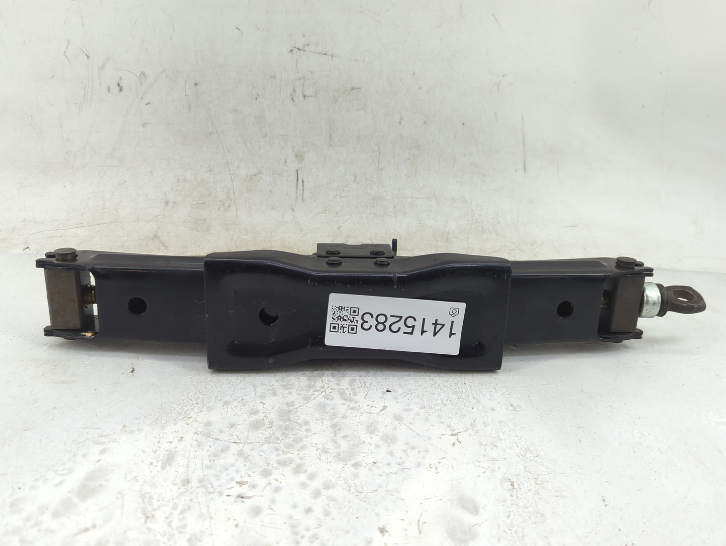 2011 Ford Explorer Spare Scissor Car Jack - Oemusedautoparts1.com
