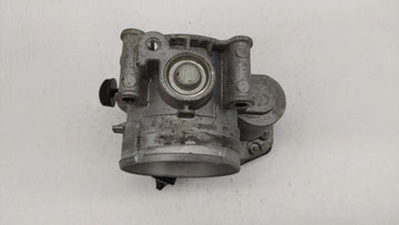 2011-2019 Ford Explorer Throttle Body P/N:AT4E-9F991-EL AT4E-EH Fits Fits 2011 2012 2013 2014 2015 2016 2017 2018 2019 OEM Used Auto Parts