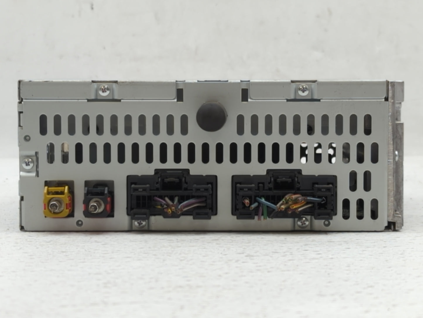 2011-2011 Ford Explorer Am Fm Cd Player Radio Receiver - Oemusedautoparts1.com
