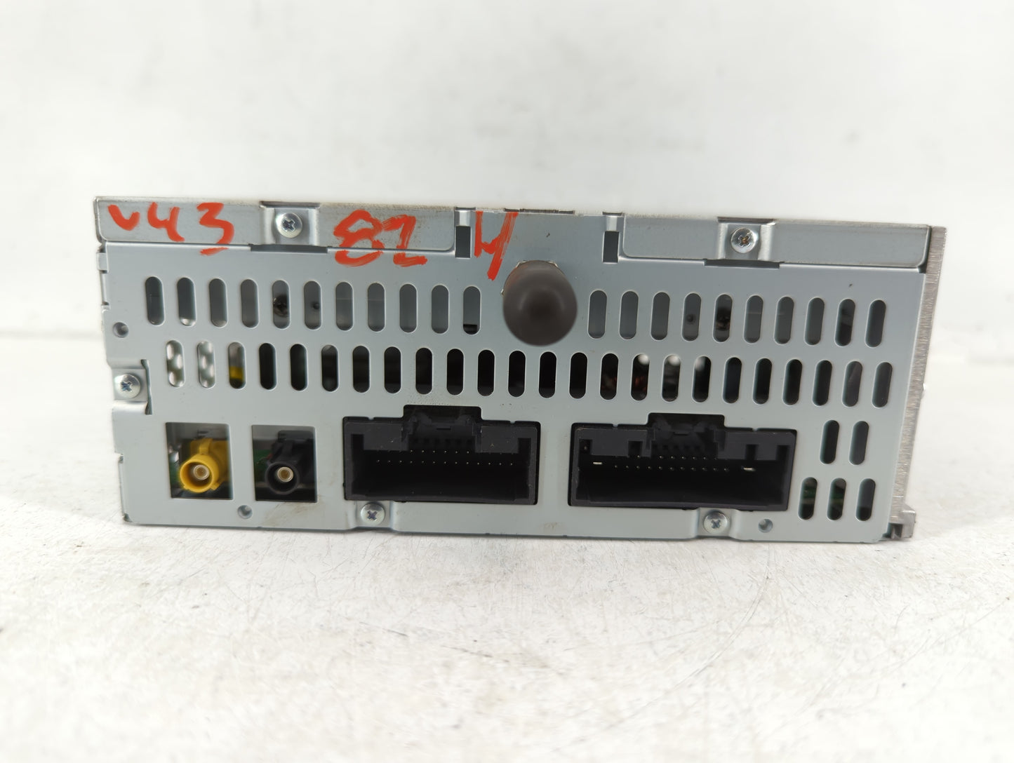2011 Ford Explorer Radio AM FM Cd Player Receiver Replacement P/N:BB5T-19C107-CS Fits OEM Used Auto Parts - Oemusedautoparts