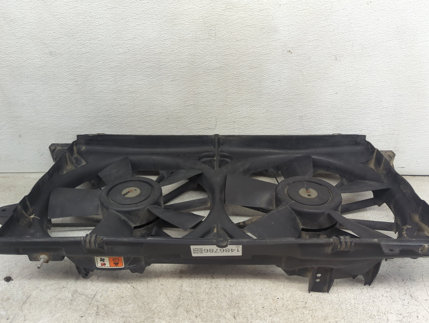 2011 Ford F150 Electric Radiator Cooling Fan Motor Assembly P/N:AL34-8C607-AC Fits Fits 2010 2012 2013 2014 2017 OEM Used Au
