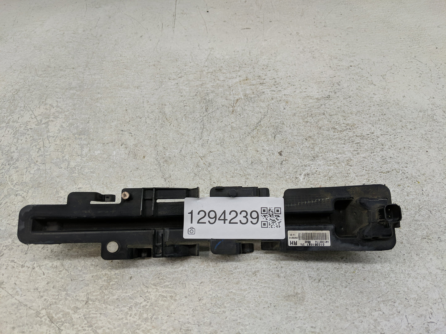 2011-2013 Ford Fiesta Passenger Right Oem Front Light Lamp - Oemusedautoparts1.com