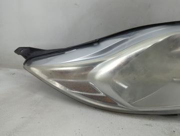2011-2013 Ford Fiesta Passenger Right Oem Head Light Headlight Lamp