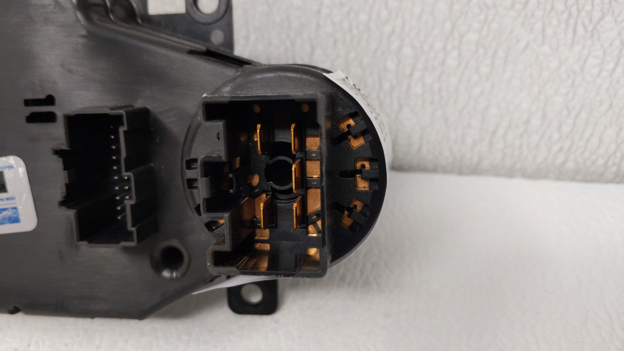 2011-2013 Ford Fiesta Climate Control Module Temperature AC/Heater Replacement P/N:AE83-19980-AF AE83-19980-AH Fits OEM Used