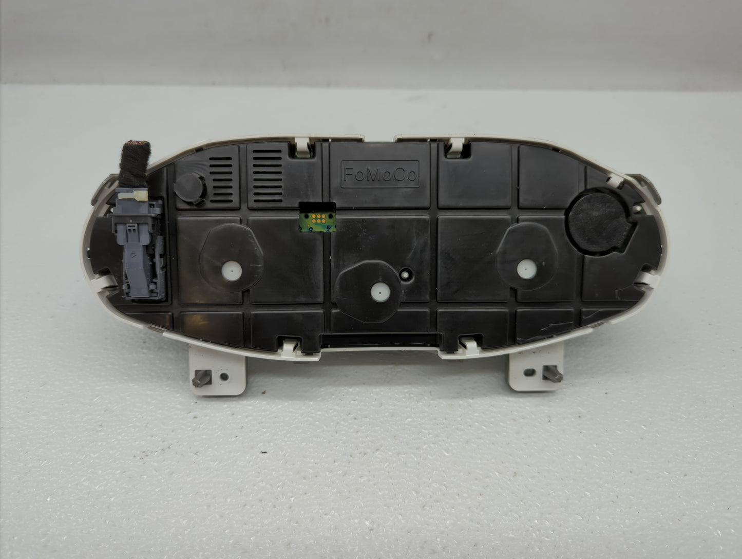 2011 Ford Fiesta Instrument Cluster Speedometer Gauges P/N:AE8T-10849-GJ AE8T-10849-GI, AE8T-10849-GH, AE8T-10849-GG Fits OE