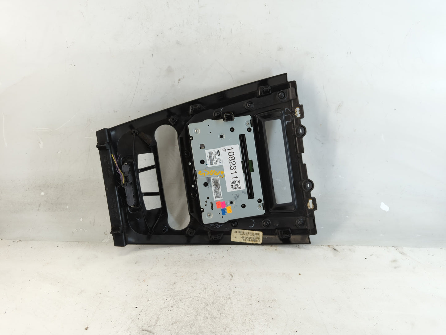 2011 Ford Fusion Radio AM FM Cd Player Receiver Replacement P/N:9E5T-18A802-AD Fits OEM Used Auto Parts - Oemusedautoparts1.