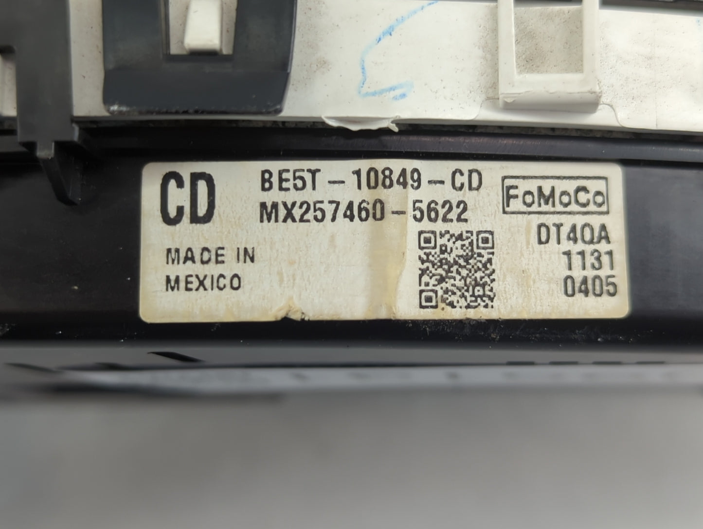 2011-2012 Ford Fusion Instrument Cluster Speedometer Gauges P/N:BE5T-10849-CD Fits Fits 2011 2012 OEM Used Auto Parts - Oemu