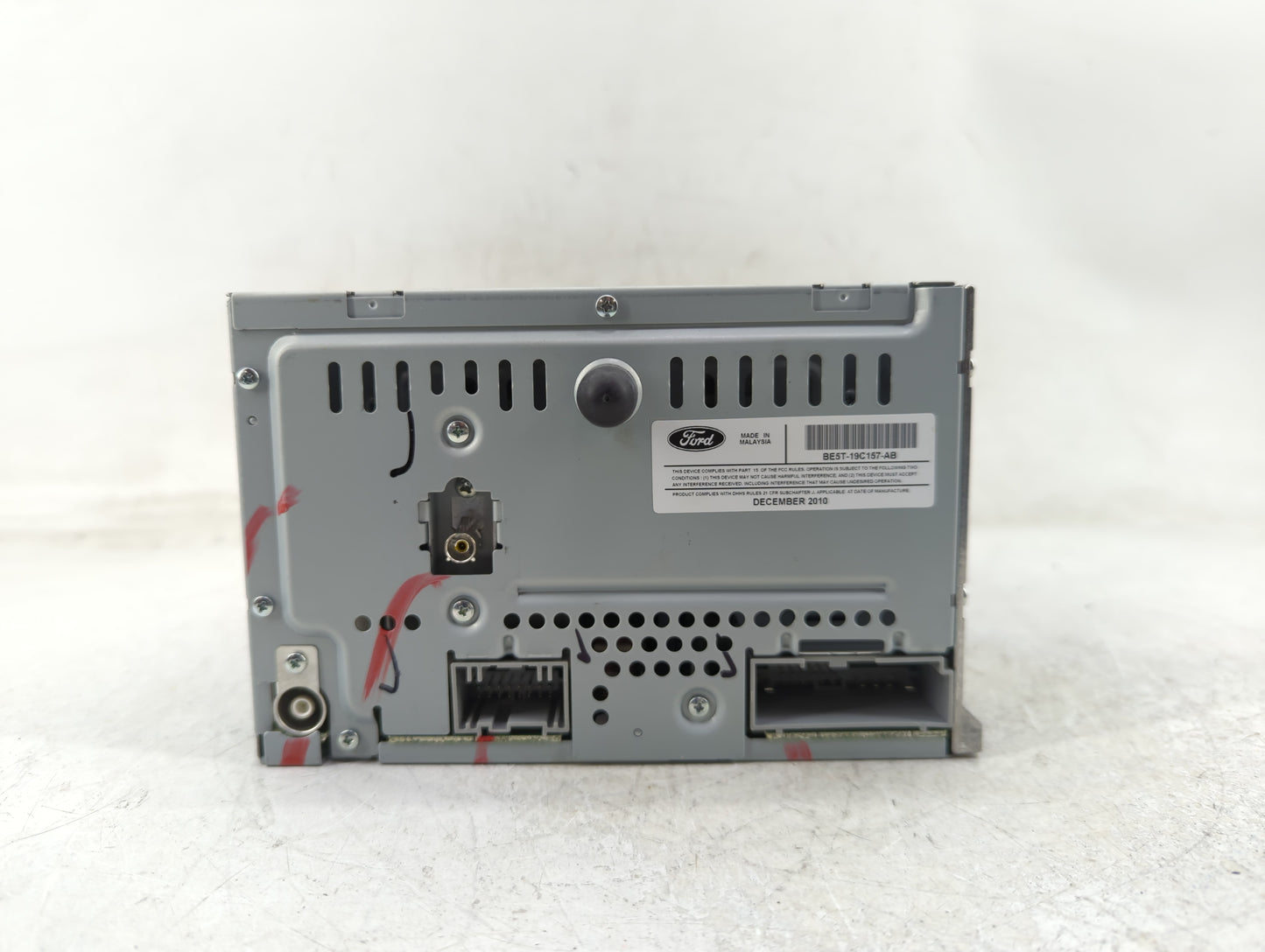 2010-2012 Ford Fusion Radio AM FM Cd Player Receiver Replacement P/N:BE5T-19C157-AB Fits Fits 2010 2011 2012 OEM Used Auto P