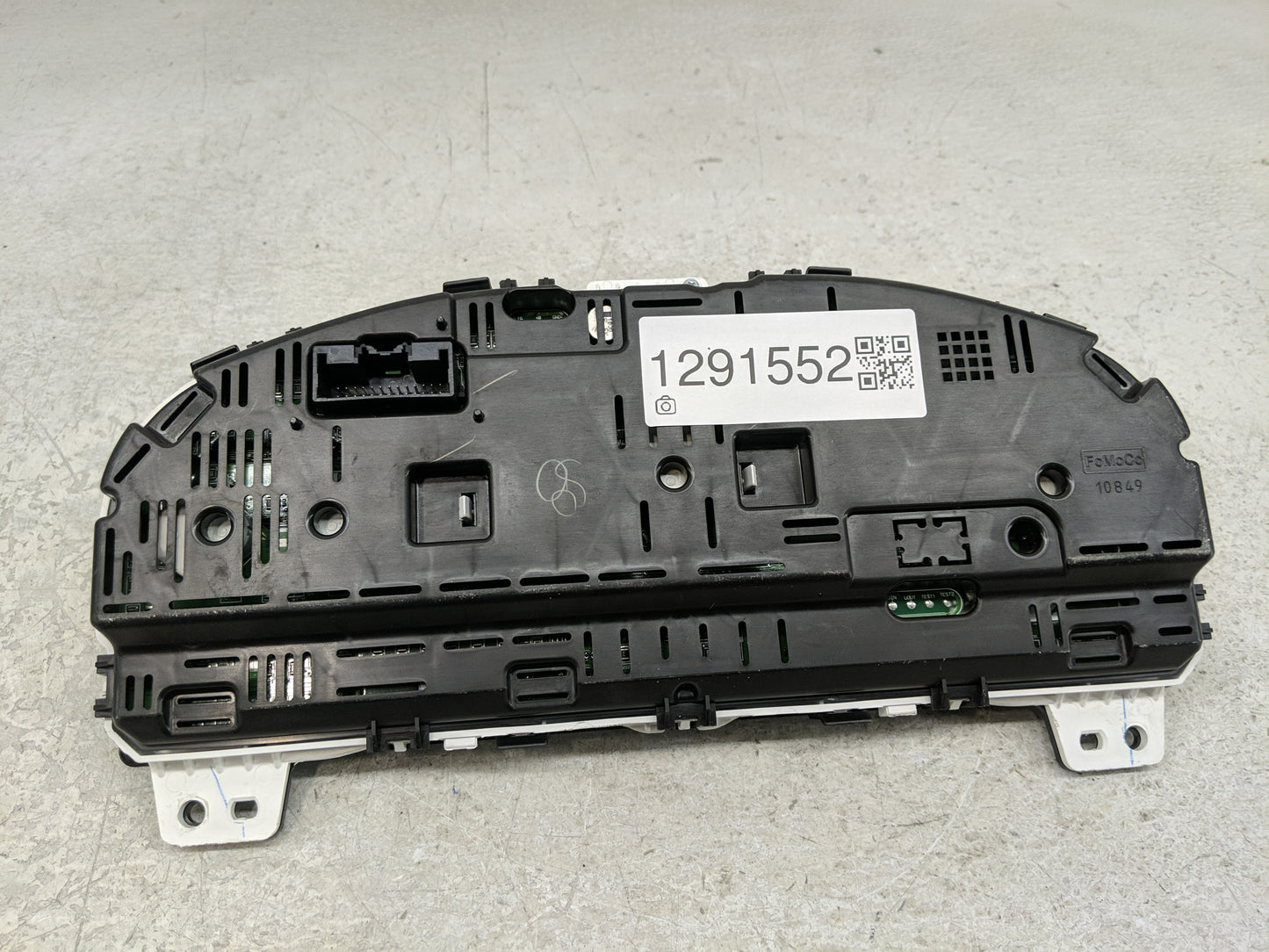 2011-2012 Ford Fusion Instrument Cluster Speedometer Gauges P/N:BE5T-10849-CD Fits Fits 2011 2012 OEM Used Auto Parts - Oemu