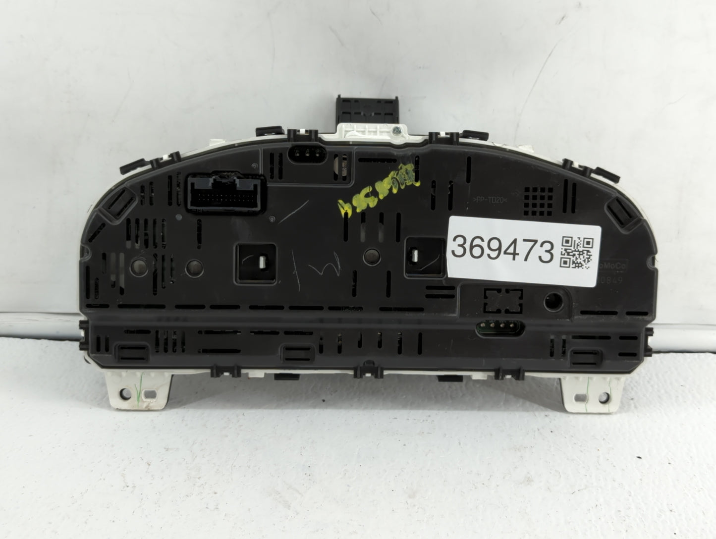 2011-2012 Ford Fusion Instrument Cluster Speedometer Gauges P/N:BE5T-10849-CD Fits Fits 2011 2012 OEM Used Auto Parts - Oemu