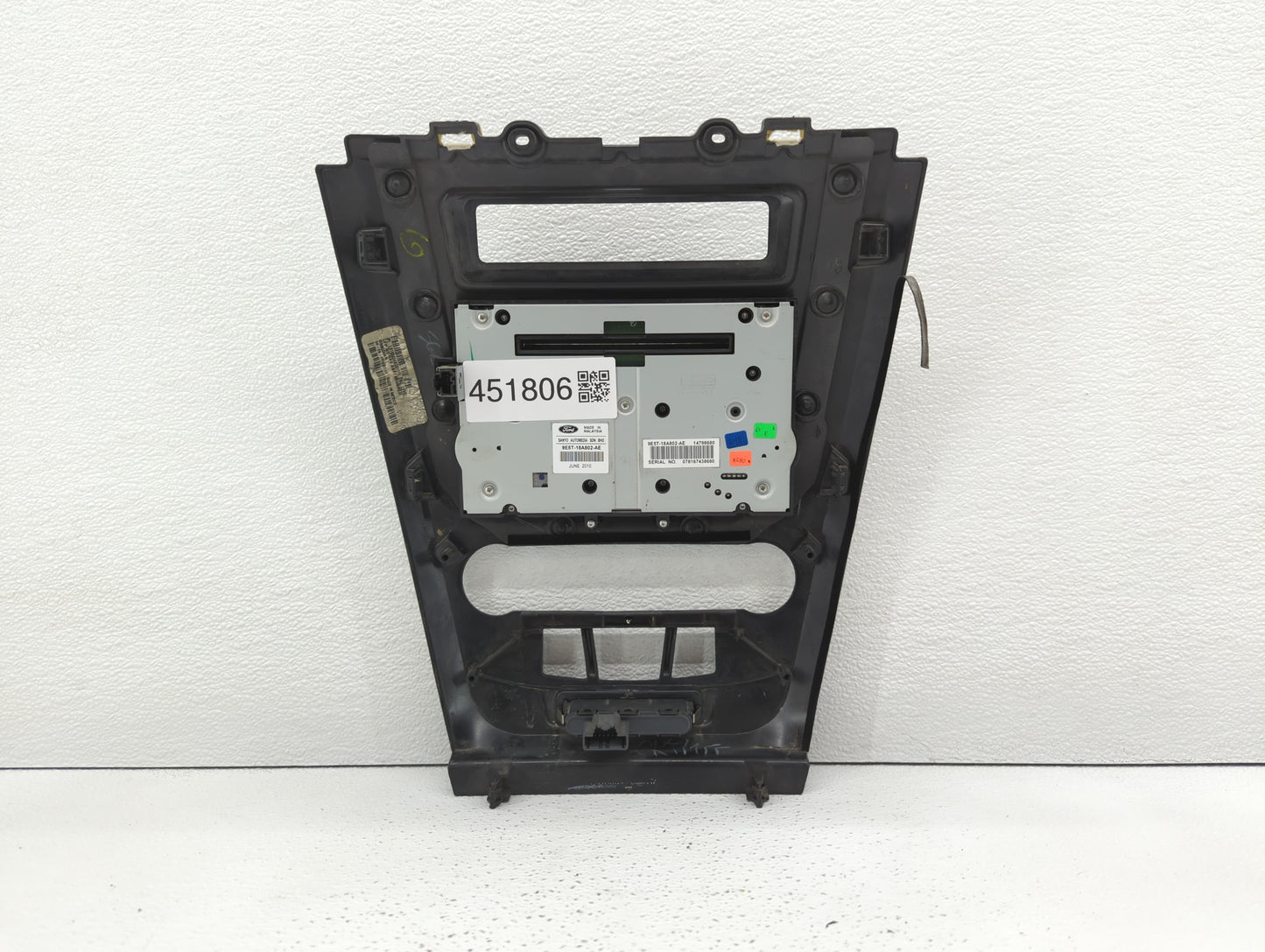 2010-2012 Ford Fusion Radio Control Panel - Oemusedautoparts1.com