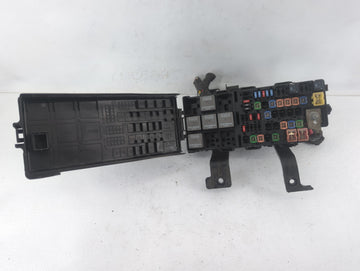 2010-2012 Ford Fusion Fusebox Fuse Box Panel Relay Module P/N:BEST-14290-E Fits Fits 2010 2011 2012 OEM Used Auto Parts