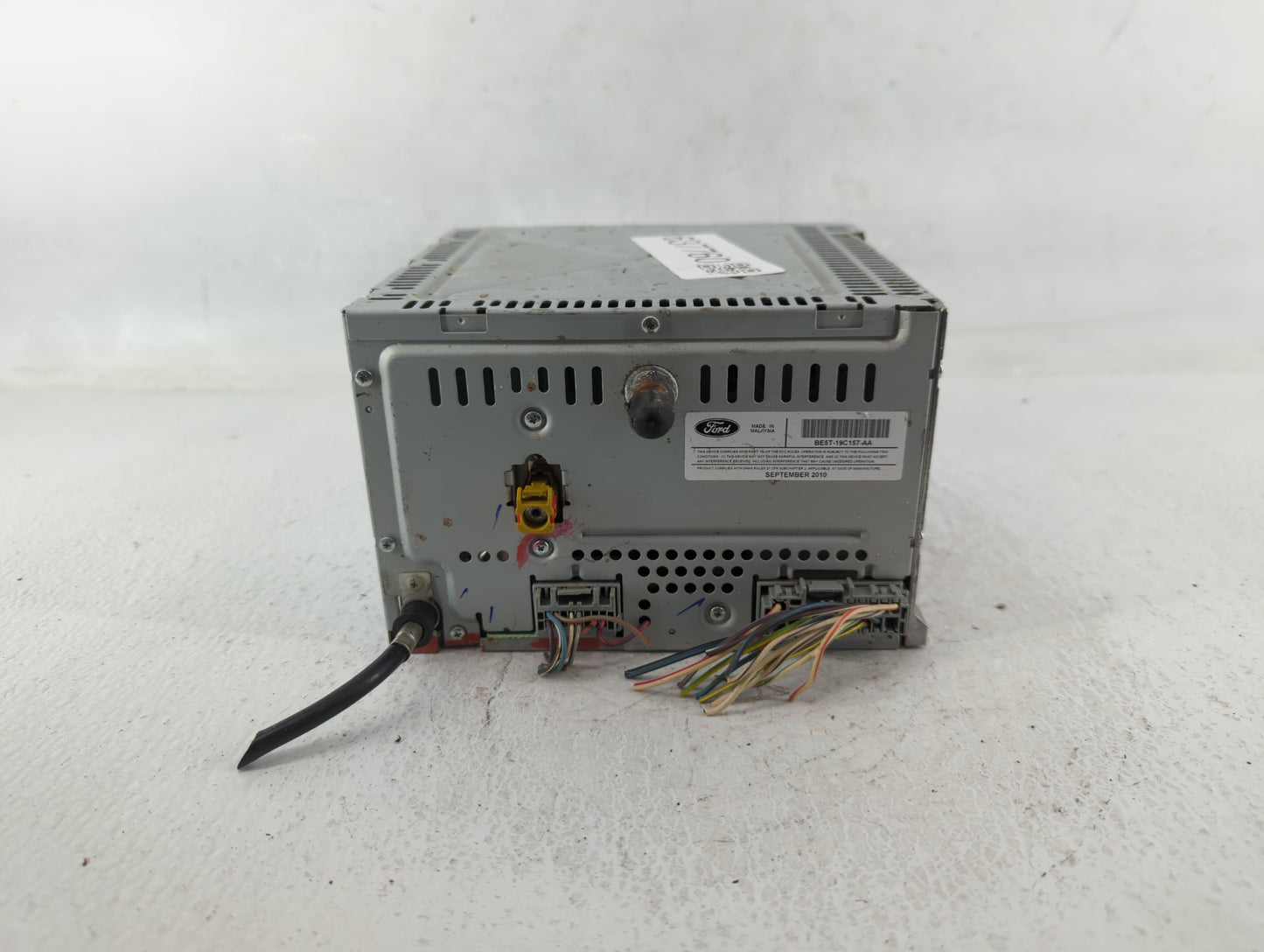2011-2011 Ford Fusion Am Fm Cd Player Radio Receiver - Oemusedautoparts1.com