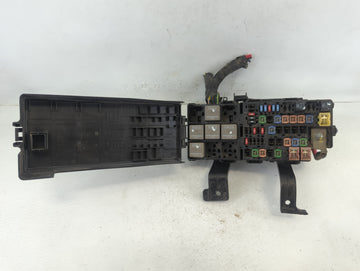 2010-2012 Ford Fusion Fusebox Fuse Box Panel Relay Module P/N:BE5T-14290-E Fits Fits 2010 2011 2012 OEM Used Auto Parts