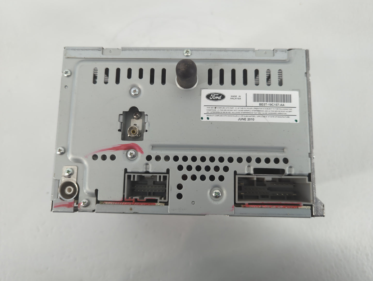 2010-2012 Ford Fusion Radio AM FM Cd Player Receiver Replacement P/N:BE5T-19C157-AA Fits Fits 2010 2011 2012 OEM Used Auto P