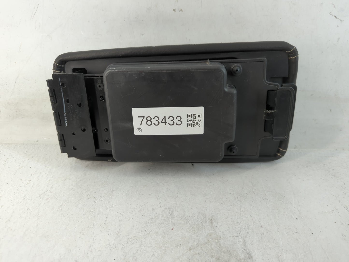 2010-2012 Ford Fusion Center Console Armrest Cover Lid Fits Fits 2010 2011 2012 OEM Used Auto Parts - Oemusedautoparts1.com
