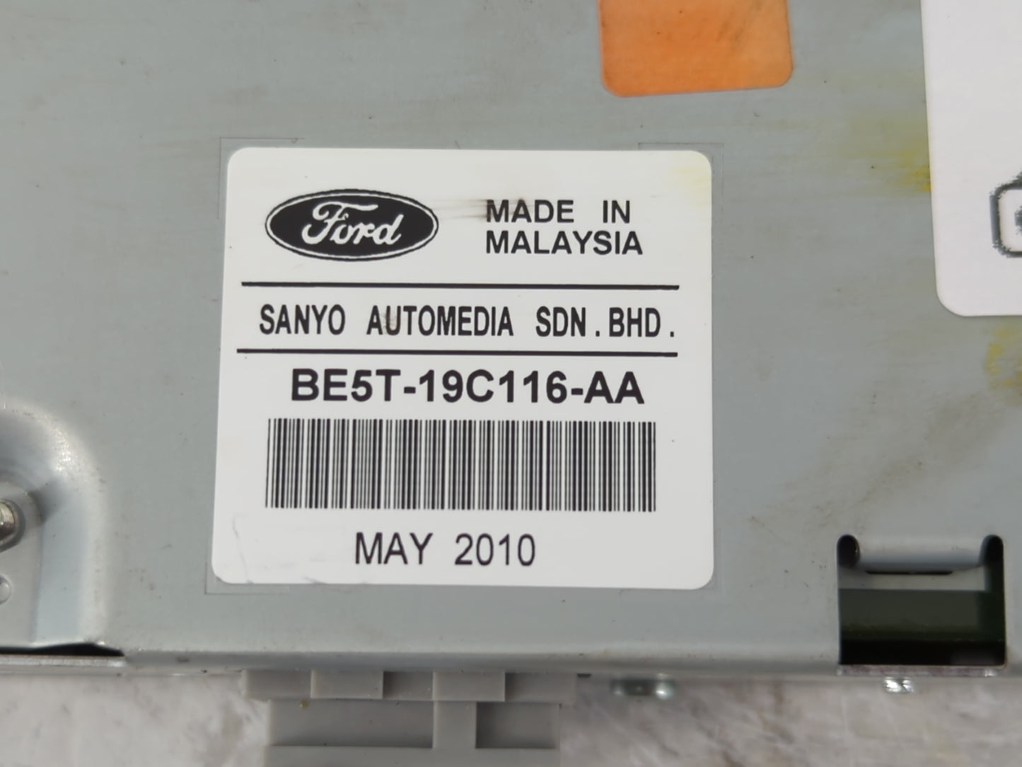 2010-2012 Ford Fusion Information Display Screen 828980 - Oemusedautoparts1.com