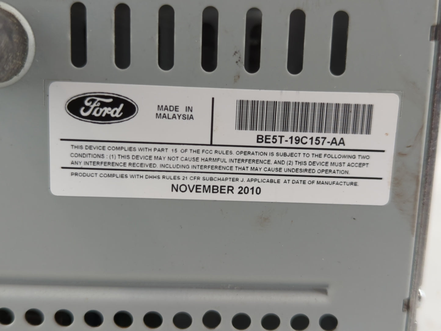 2010-2012 Ford Fusion Radio AM FM Cd Player Receiver Replacement P/N:BE5T-19C157-AA Fits Fits 2010 2011 2012 OEM Used Auto P